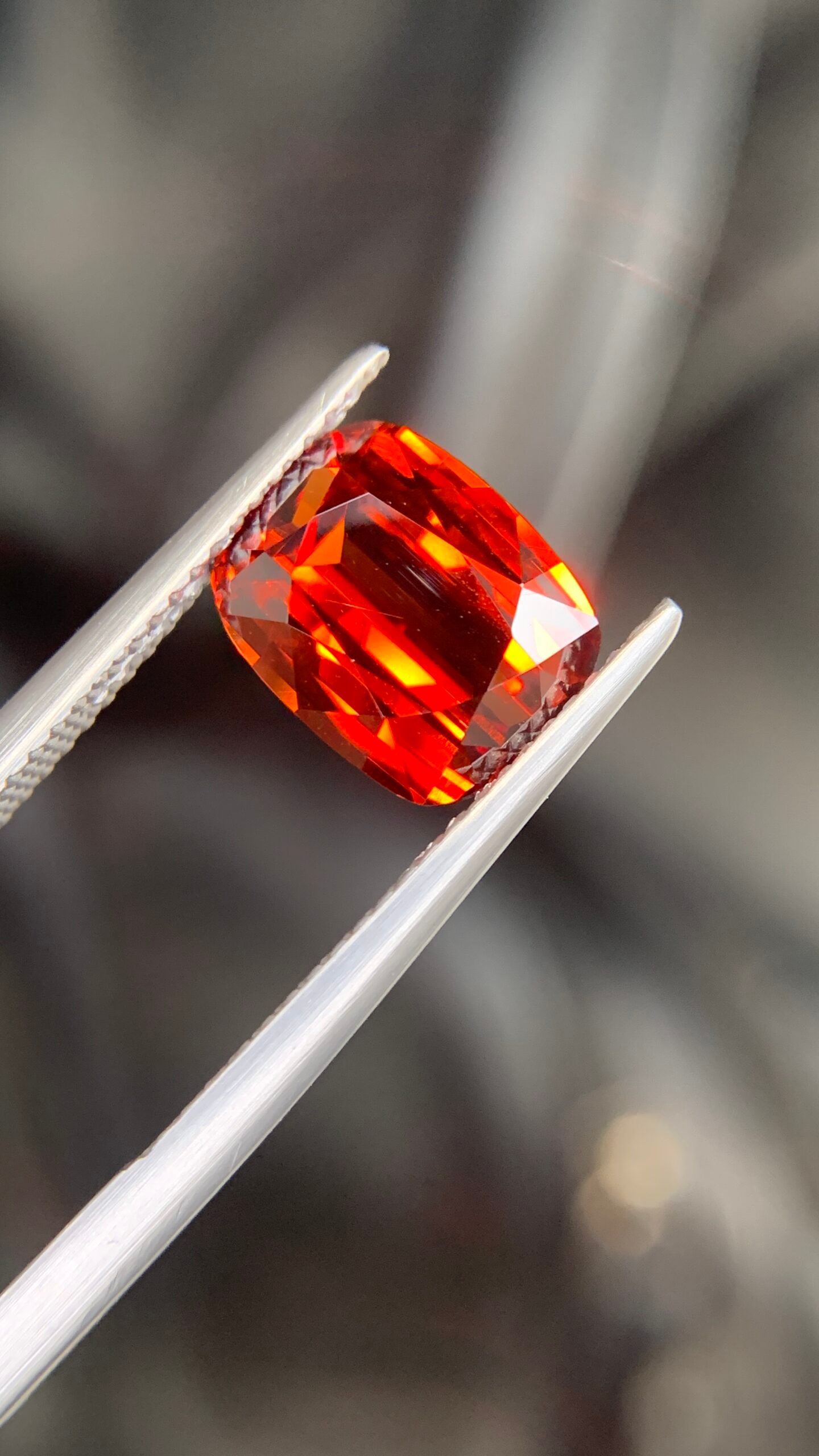 SPESSARTITE GARENT 4.65-Carat | Gulgemstone