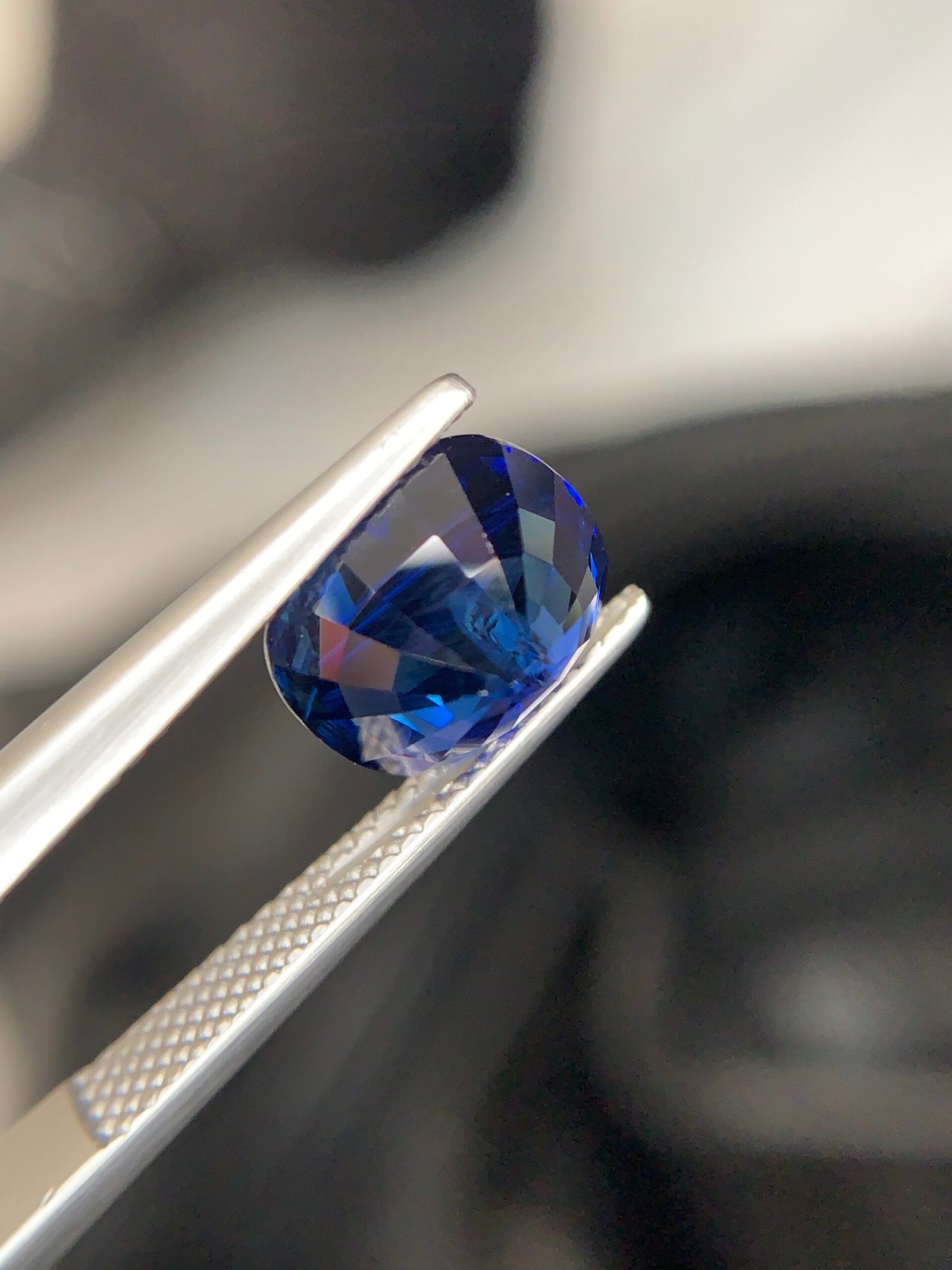 Naturla blue sapphire – 4.340 ct - Gulgemstone