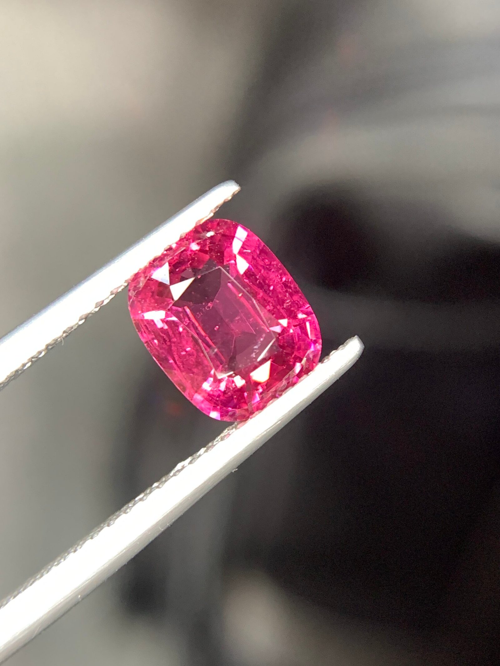 Mahenge spinel