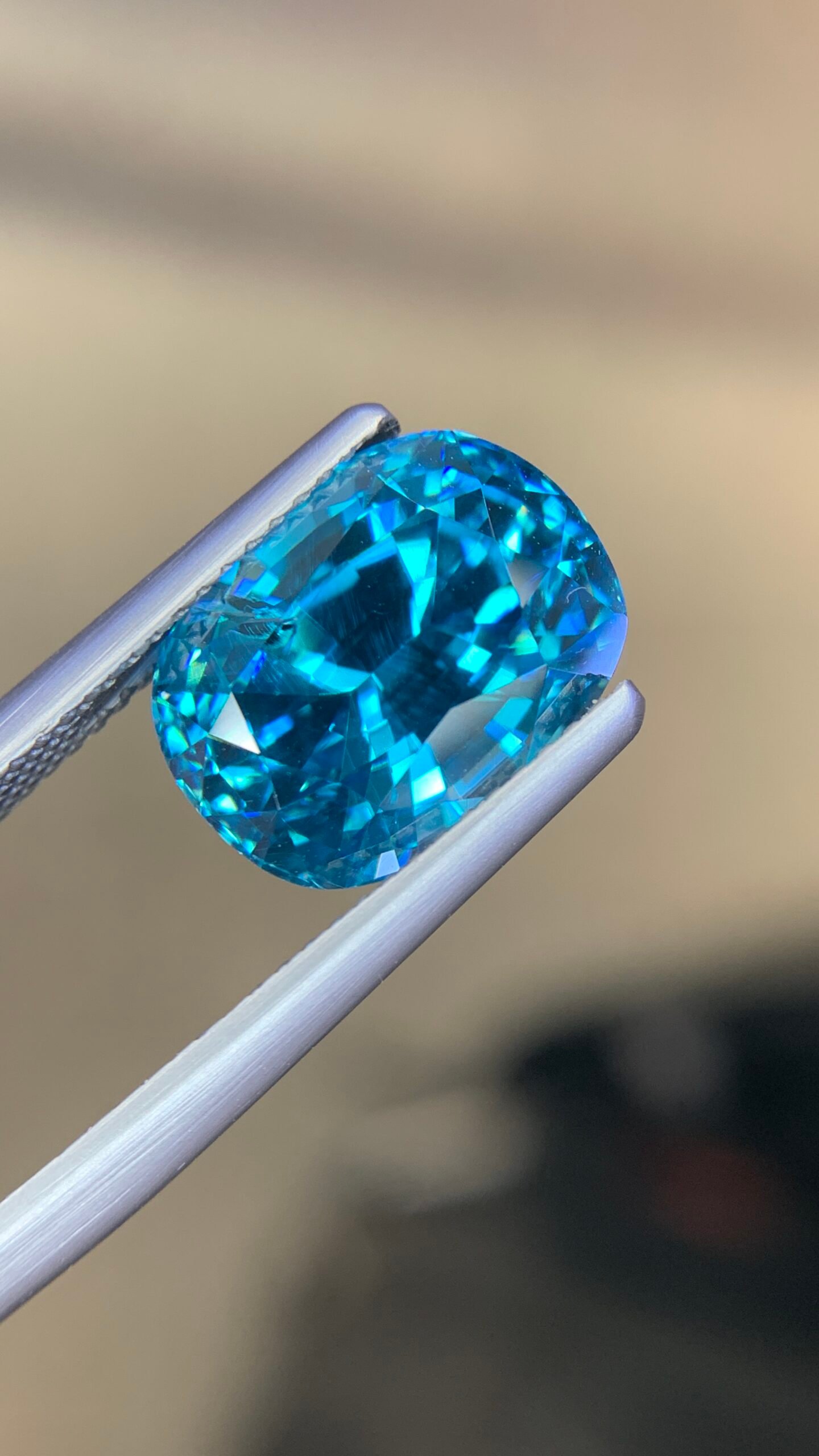 Natural Blue Zircon Available for Sale – 10.66 ct - Image 2