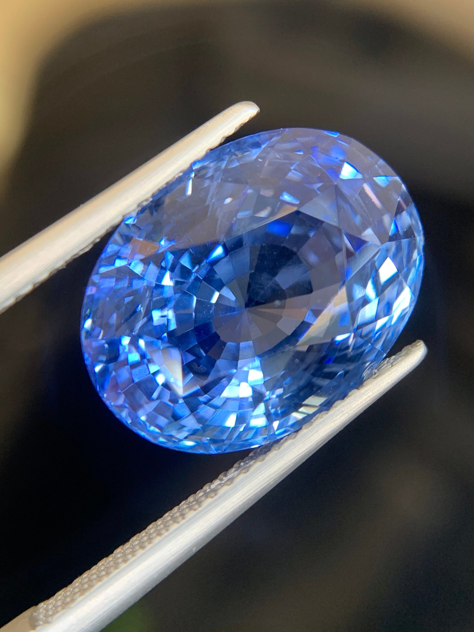Blue sapphire – 17.92 ct | Gulgemstone