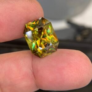 Sphene yellew – 16.67 ct | Gulgemstone