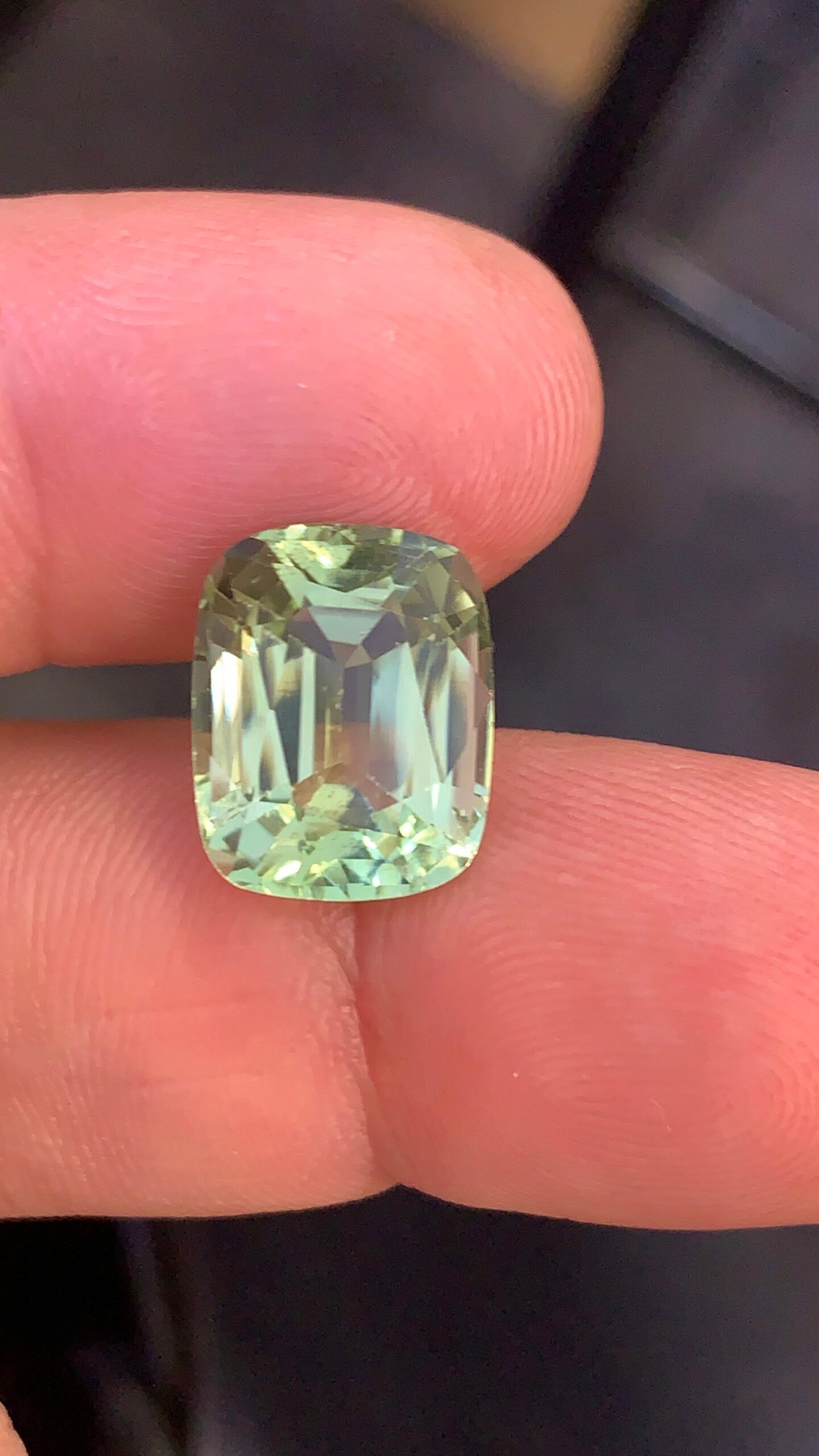 Mint green tourmaline – 10.5 ct | Gulgemstone