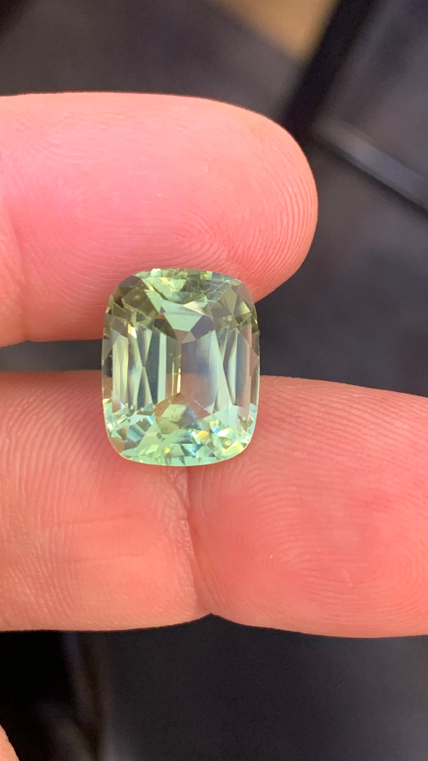 Mint green tourmaline – 10.5 ct | Gulgemstone